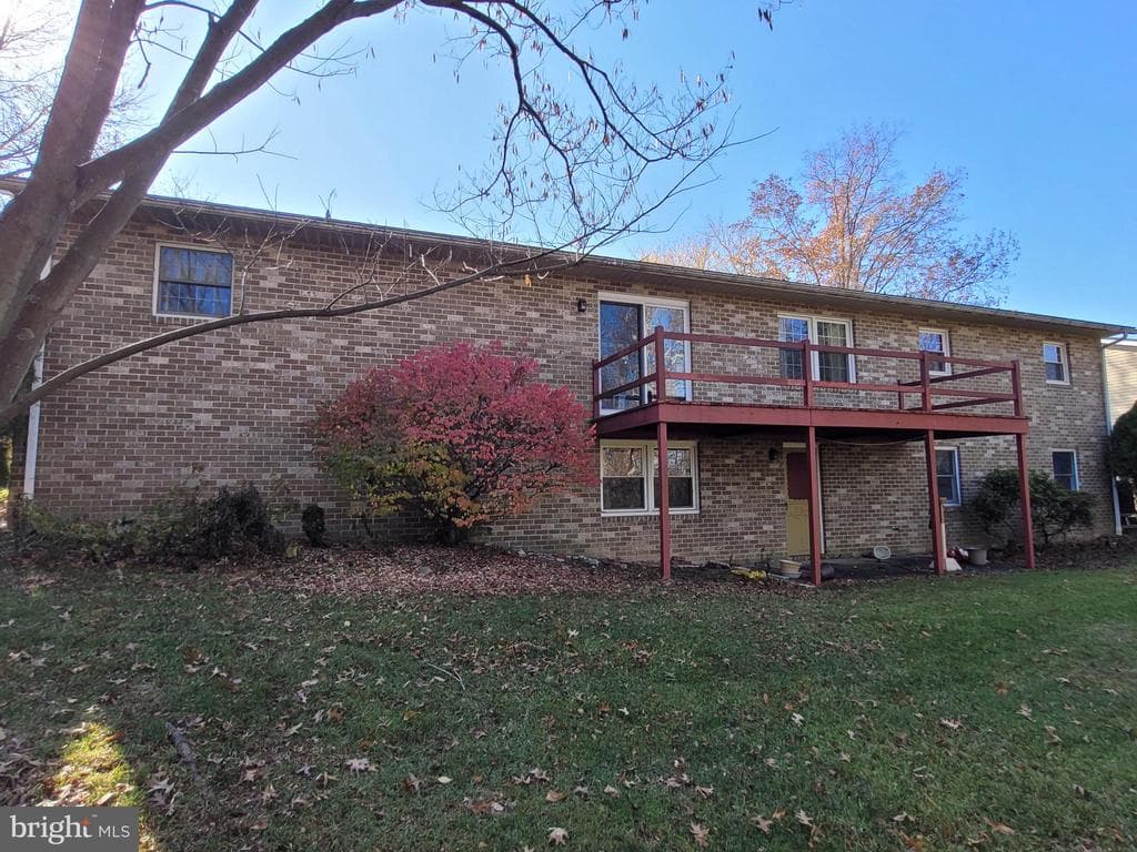 Property photo #8 for 50 Topaz Drive, Chambersburg, PA 17202