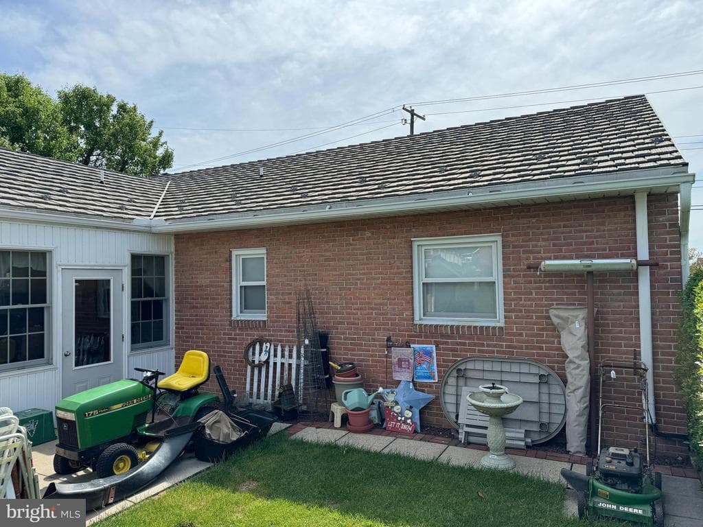 Property photo #6 for 103 Williamson Ave, Greencastle, PA 17225