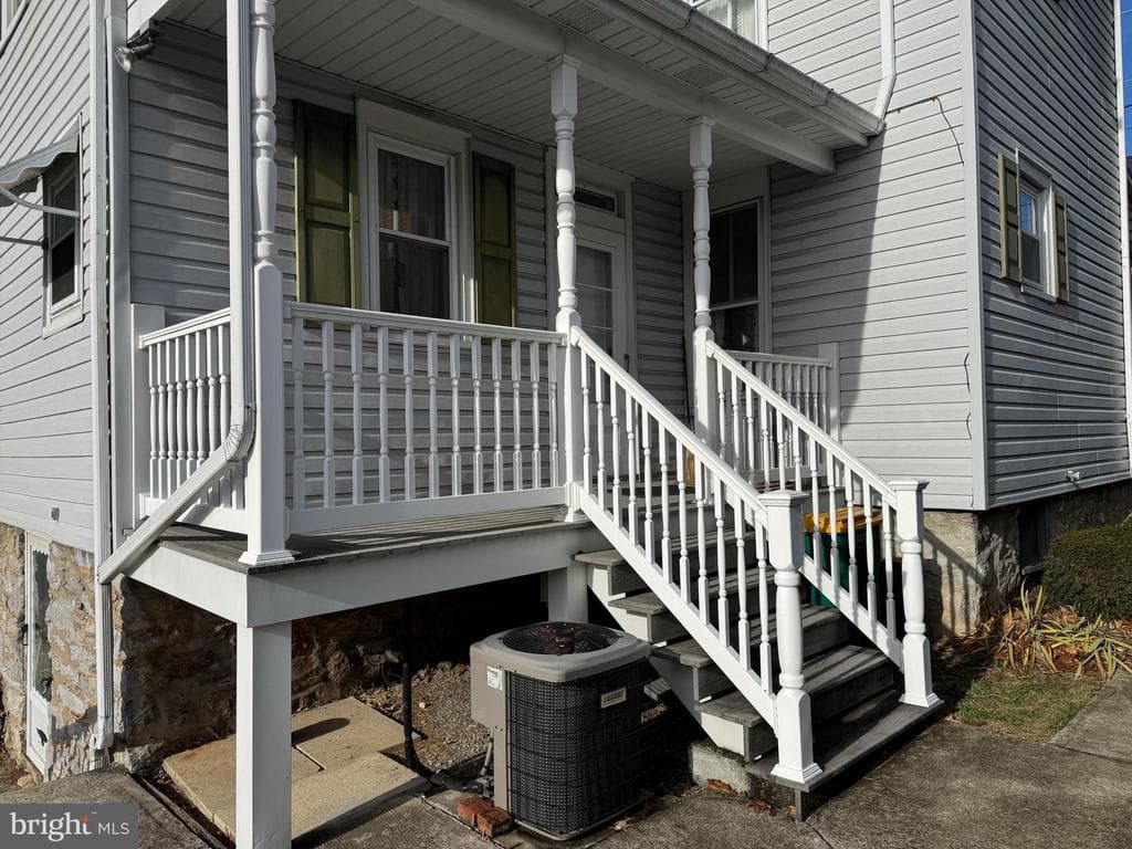 Property photo #9 for 208 W North Street, Waynesboro, PA 17268