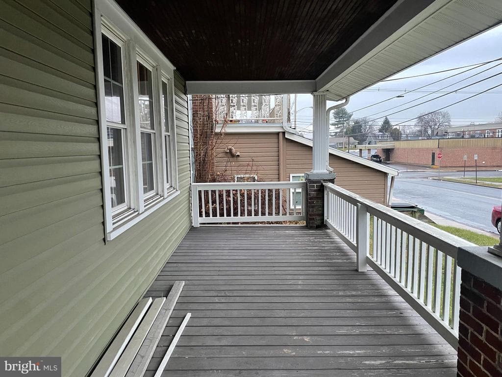 Property photo #9 for 422 Stanley Ave, Chambersburg, PA 17201